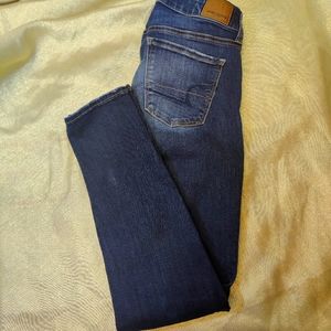 American eagle women's skinny jeans size 2